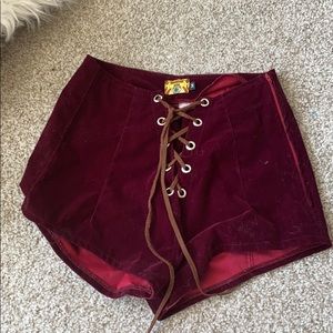 VINTAGE Red velvet high waisted shorts